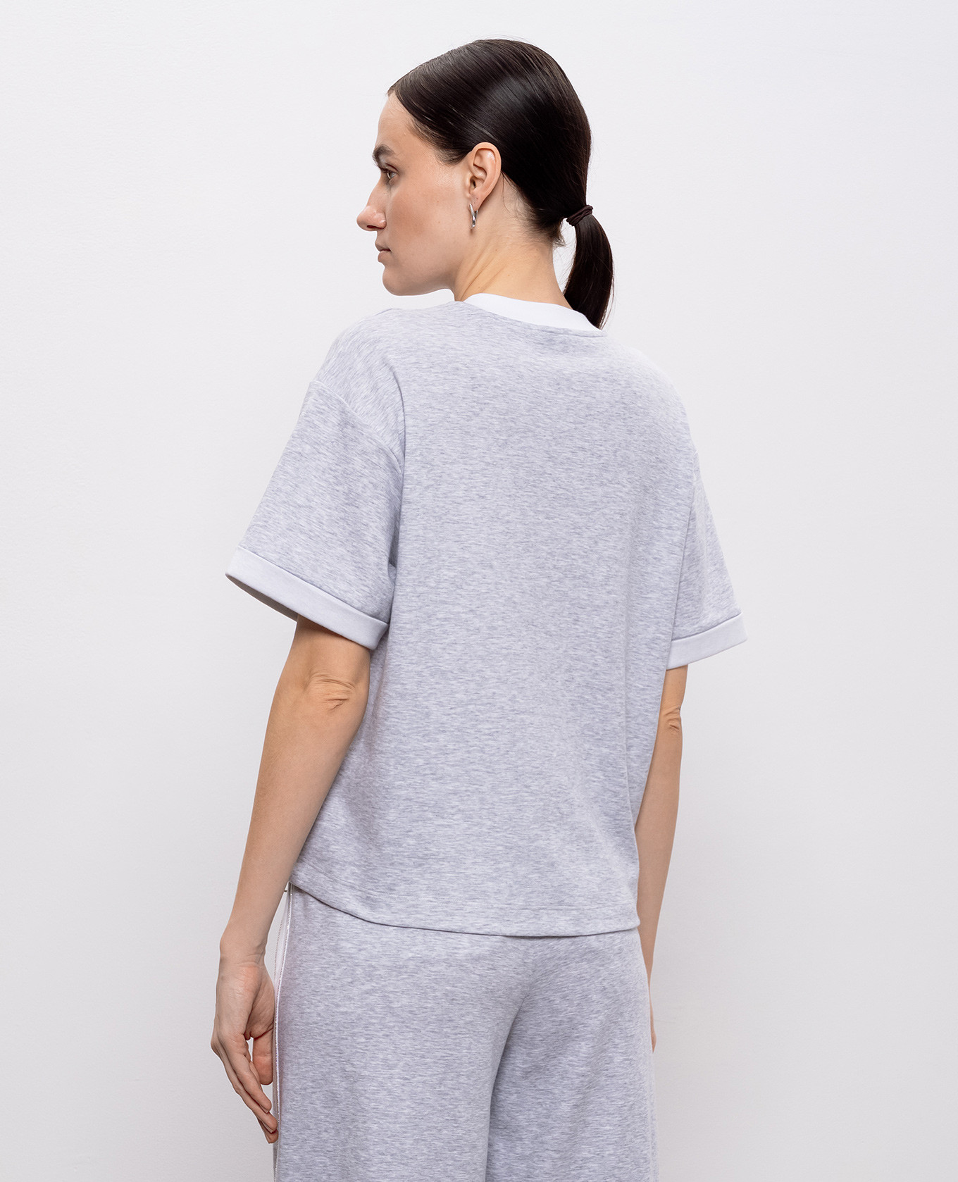 

Grey melange T-shirt with logo patch Peserico