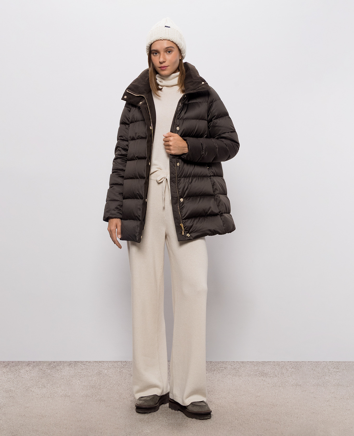 Brown down jacket DELIA MooRER 2