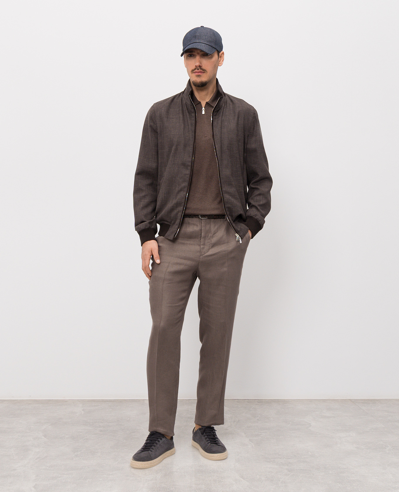 

Brown jacket made of wool, silk and linen Enrico Mandelli