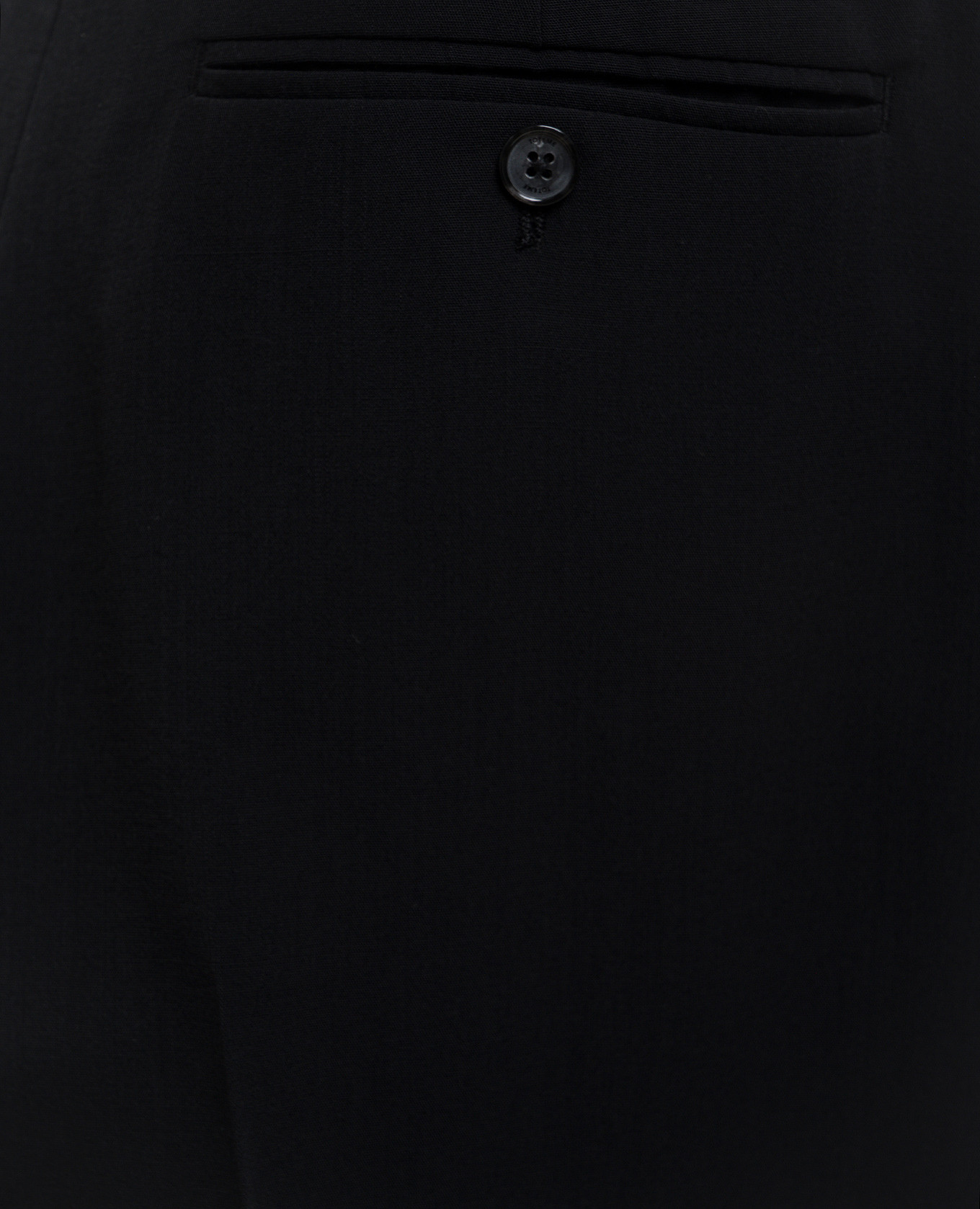 

Black Bermuda shorts with wool Toteme