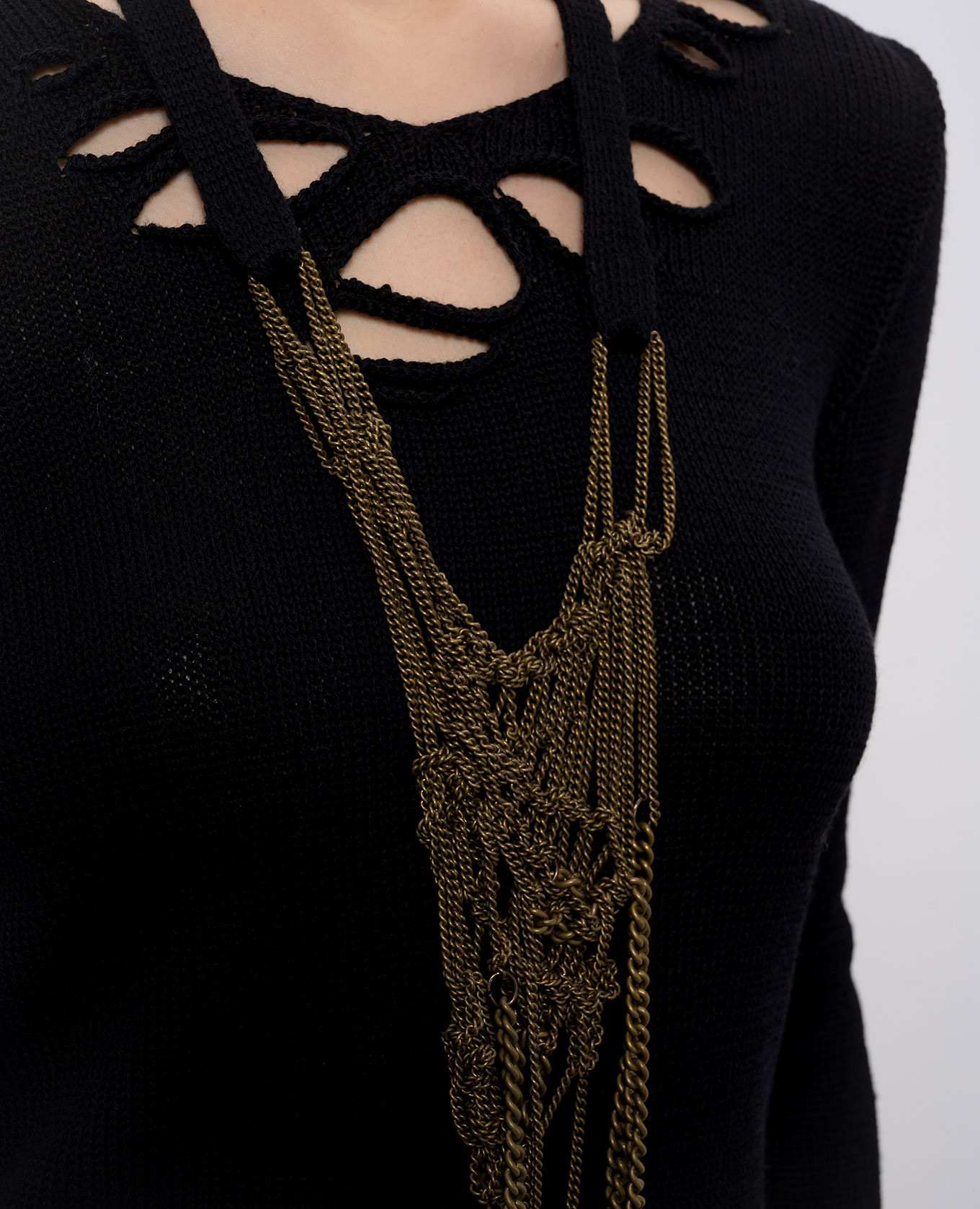Black merino wool jumper with chain Masnada 5