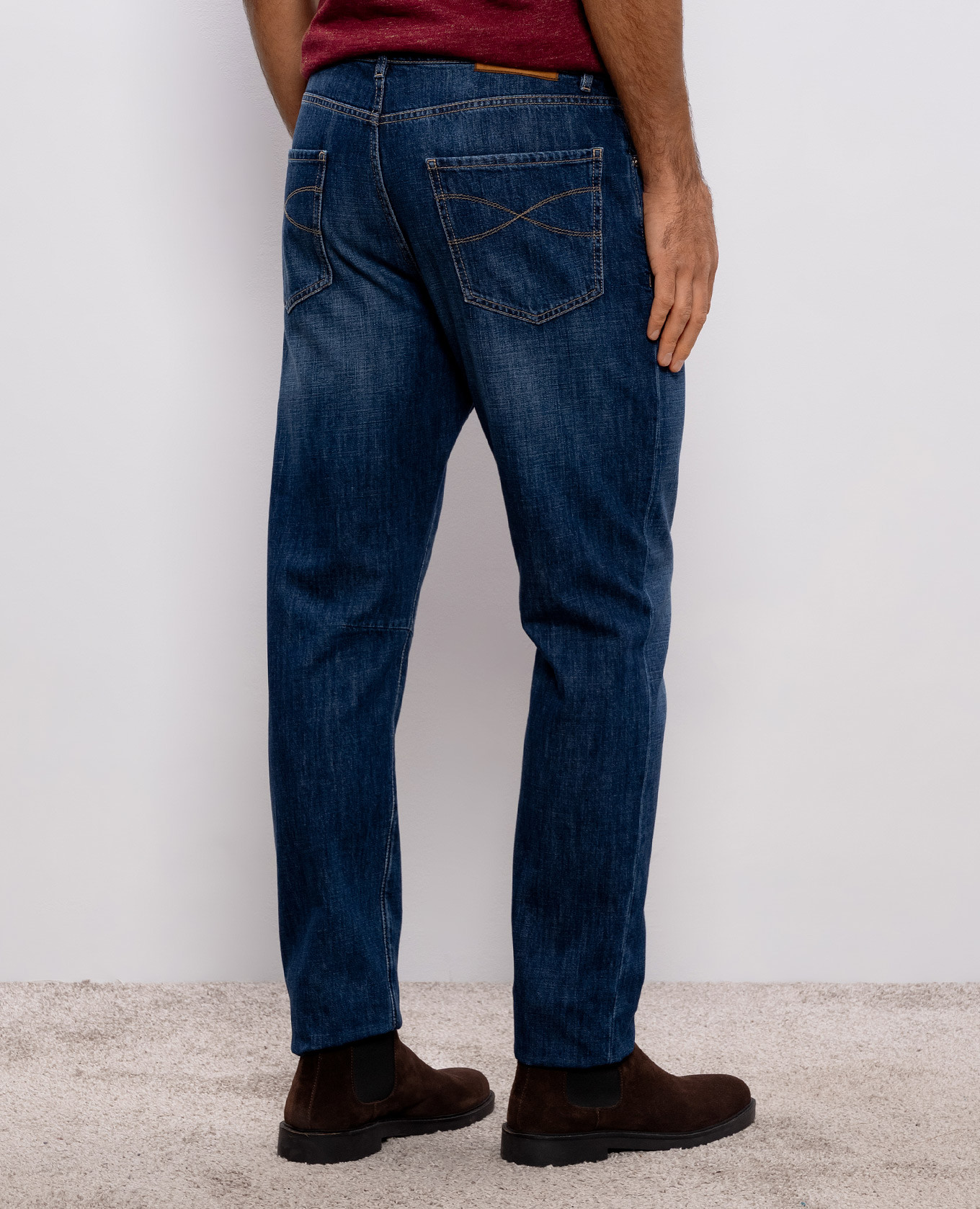 

Blue jeans with a worn effect Brunello Cucinelli