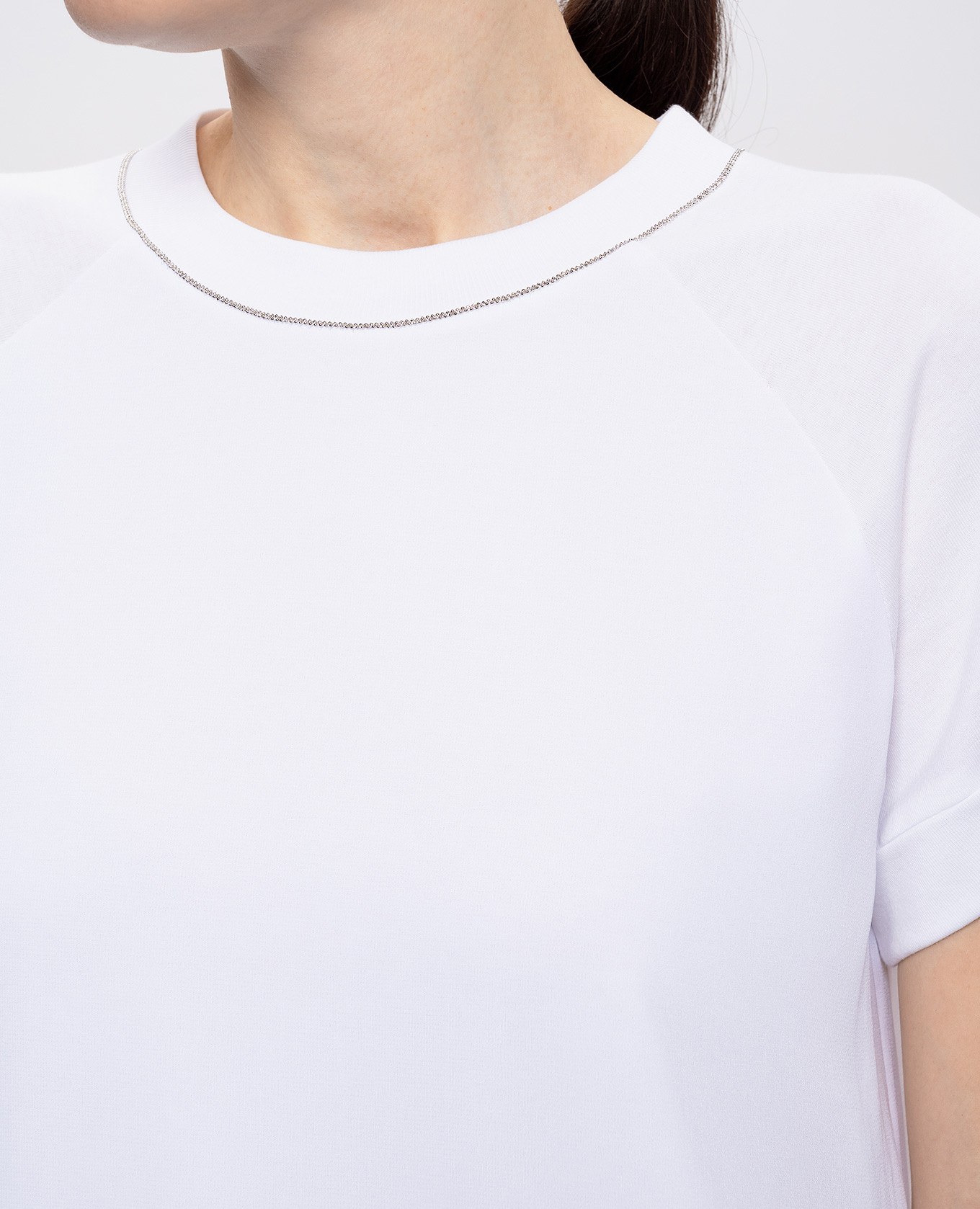 White T-shirt with a monil chain Peserico 5