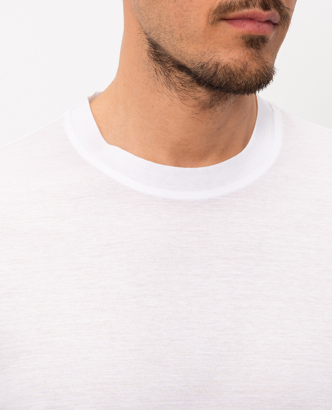 

White T-shirt with a patch CAPOBIANCO