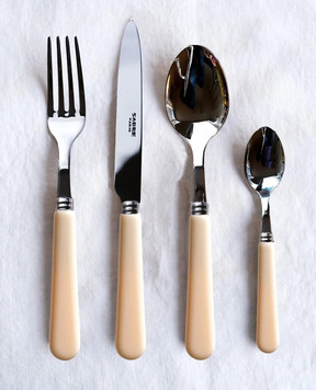 Sabre Paris Beige Pop Unis cutlery set POPUNIS4P
