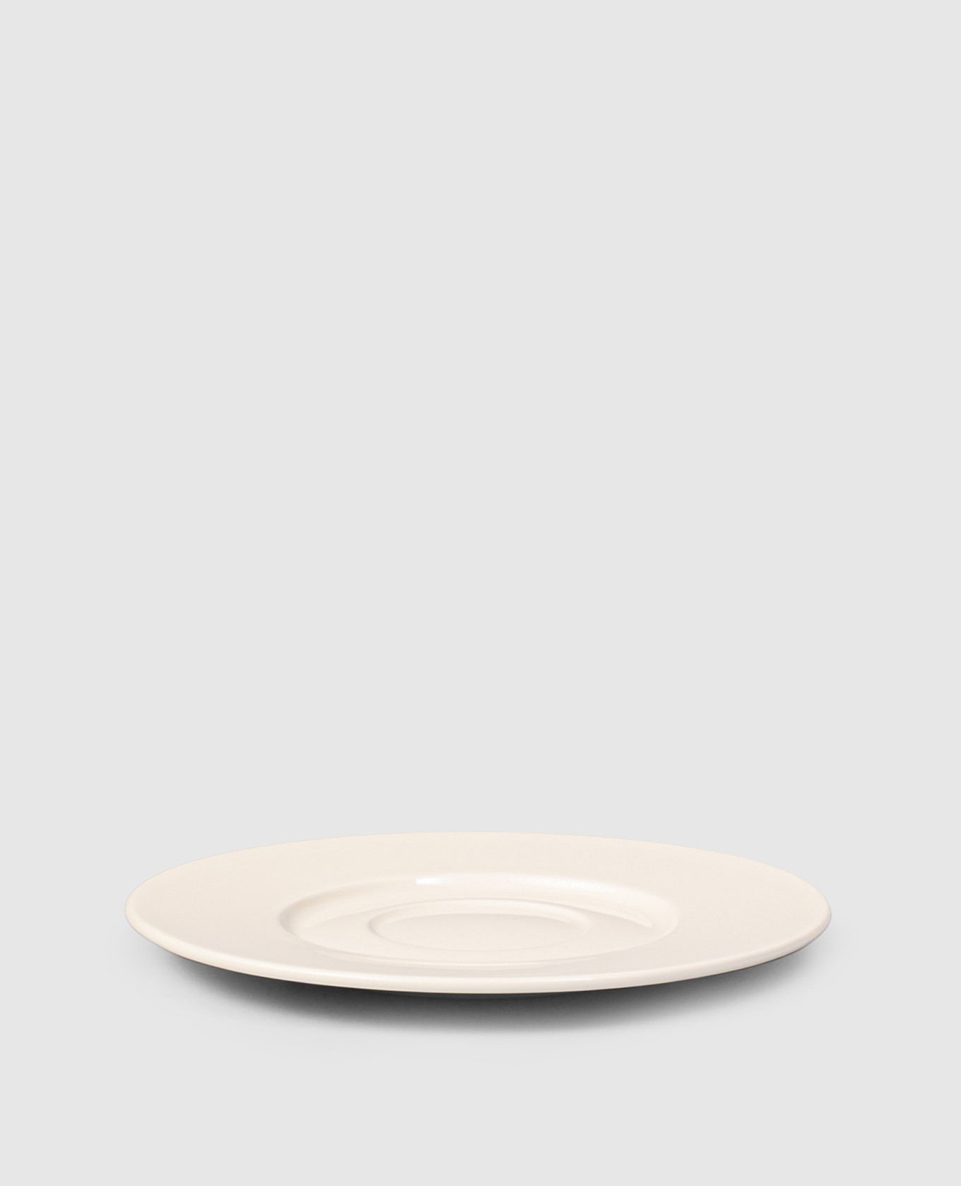 White porcelain dish for bouillon Milano