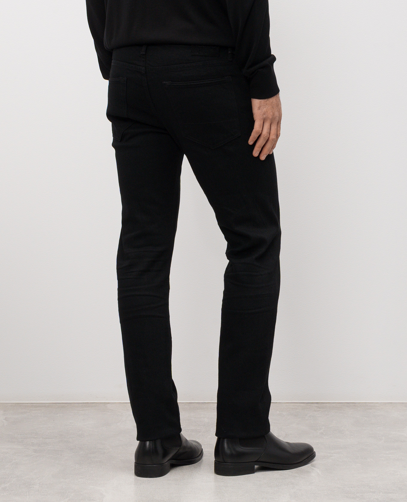 

Black jeans with logo patch Tom Ford