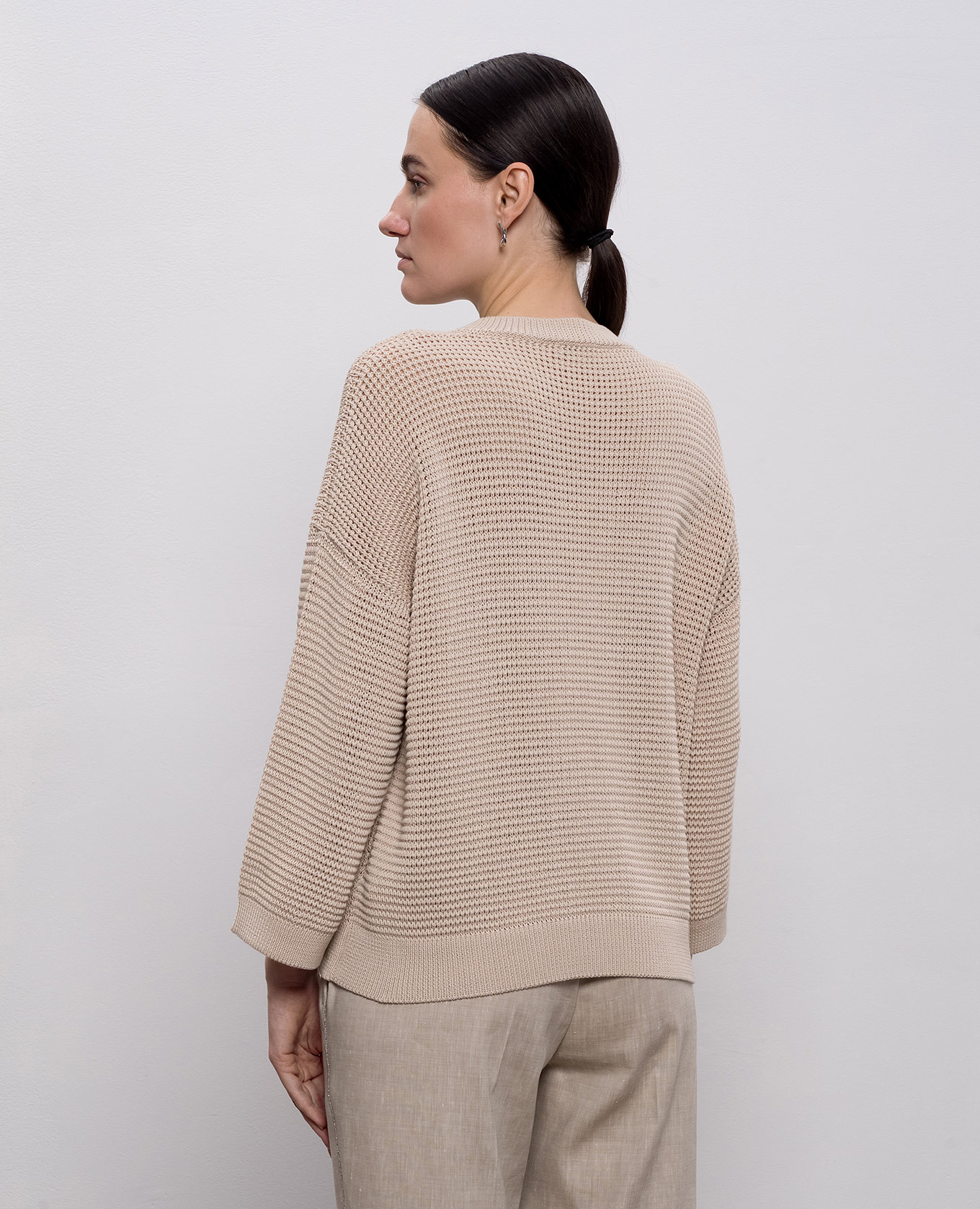 

Beige jumper with monil chain Peserico
