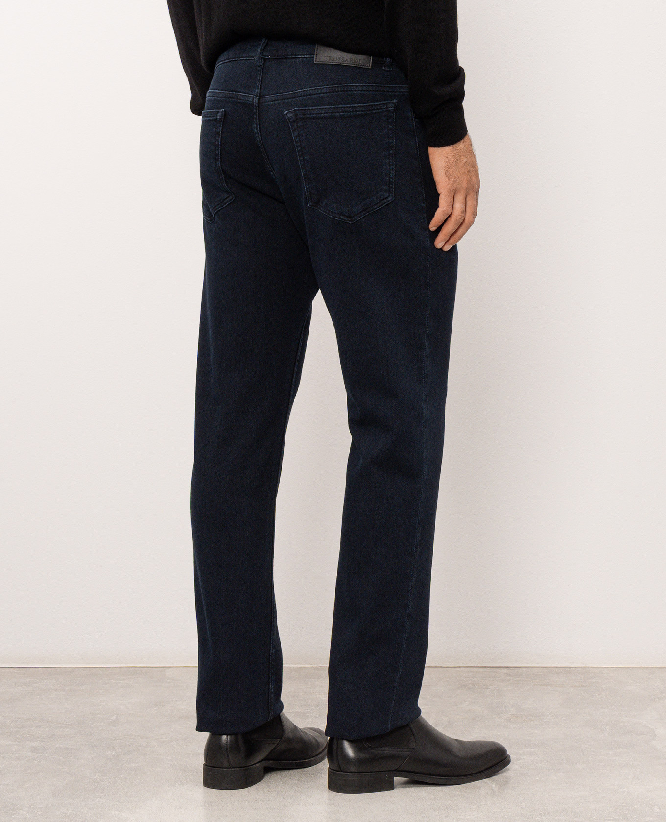 Blue jeans with embroidered emblem Trussardi 4