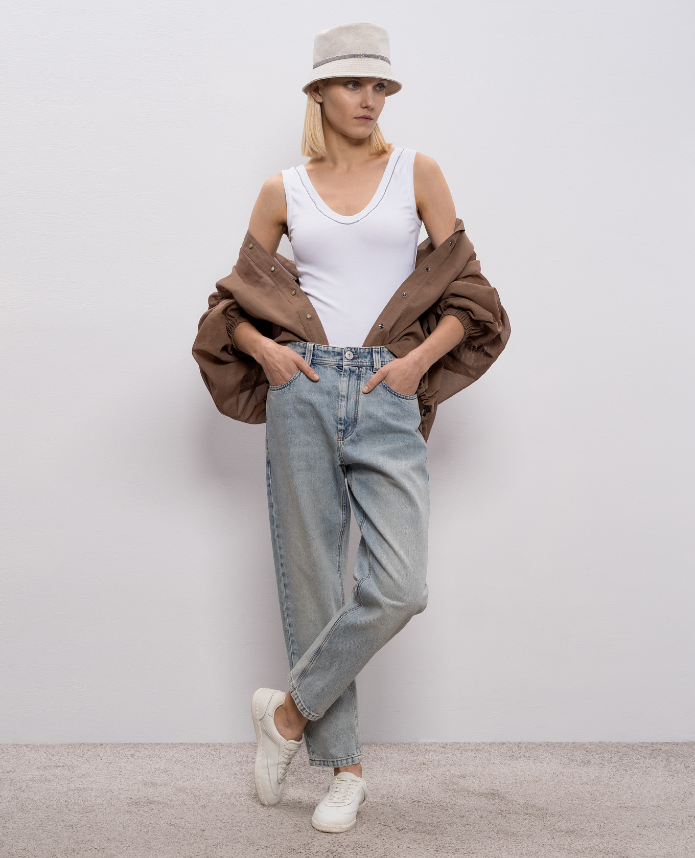 

White ribbed top with monil chain Brunello Cucinelli