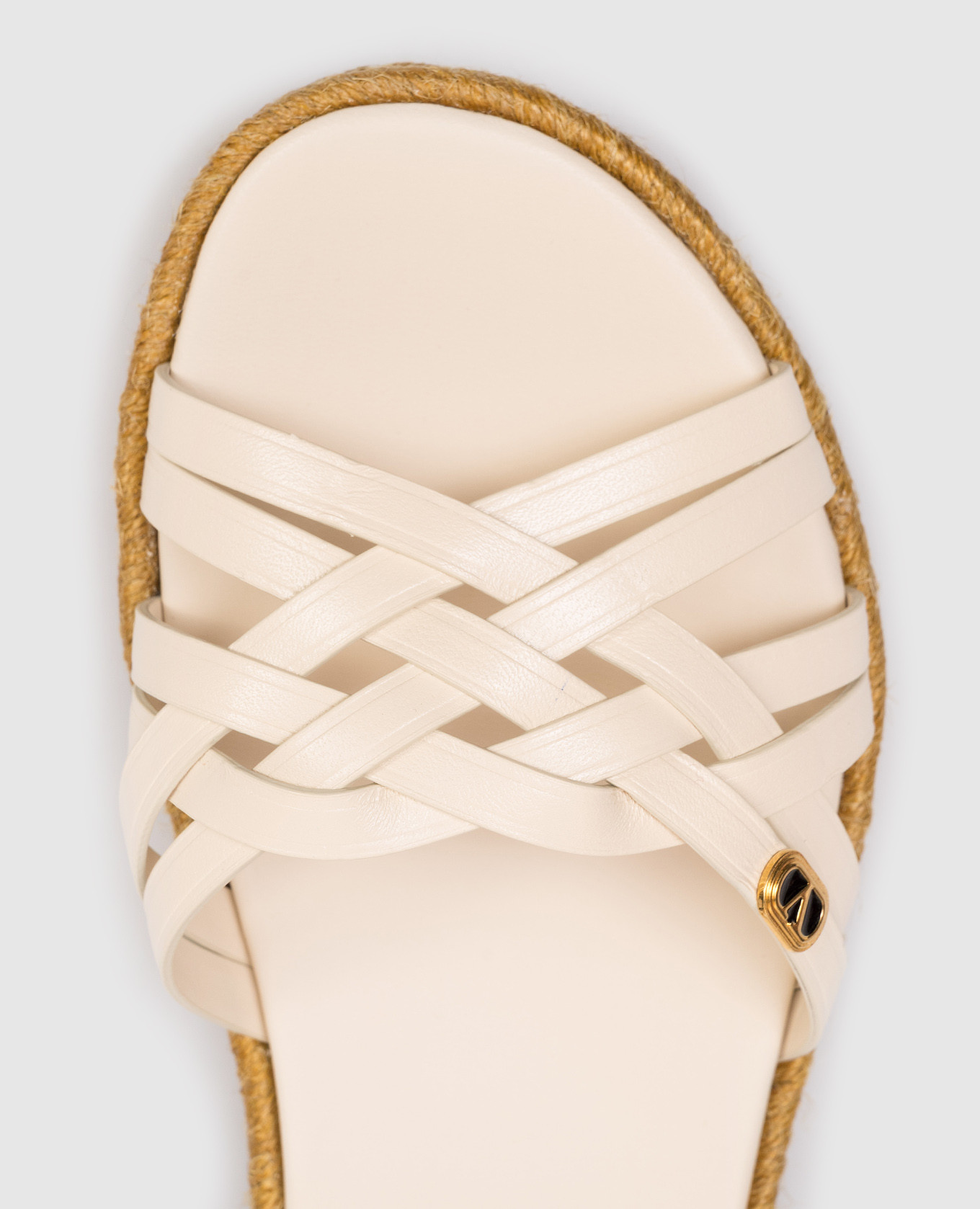 

Beige leather sandals Valentino