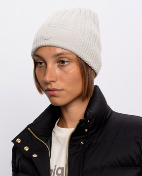 Moncler Grey wool hat with logo patch L20933B00016M1241