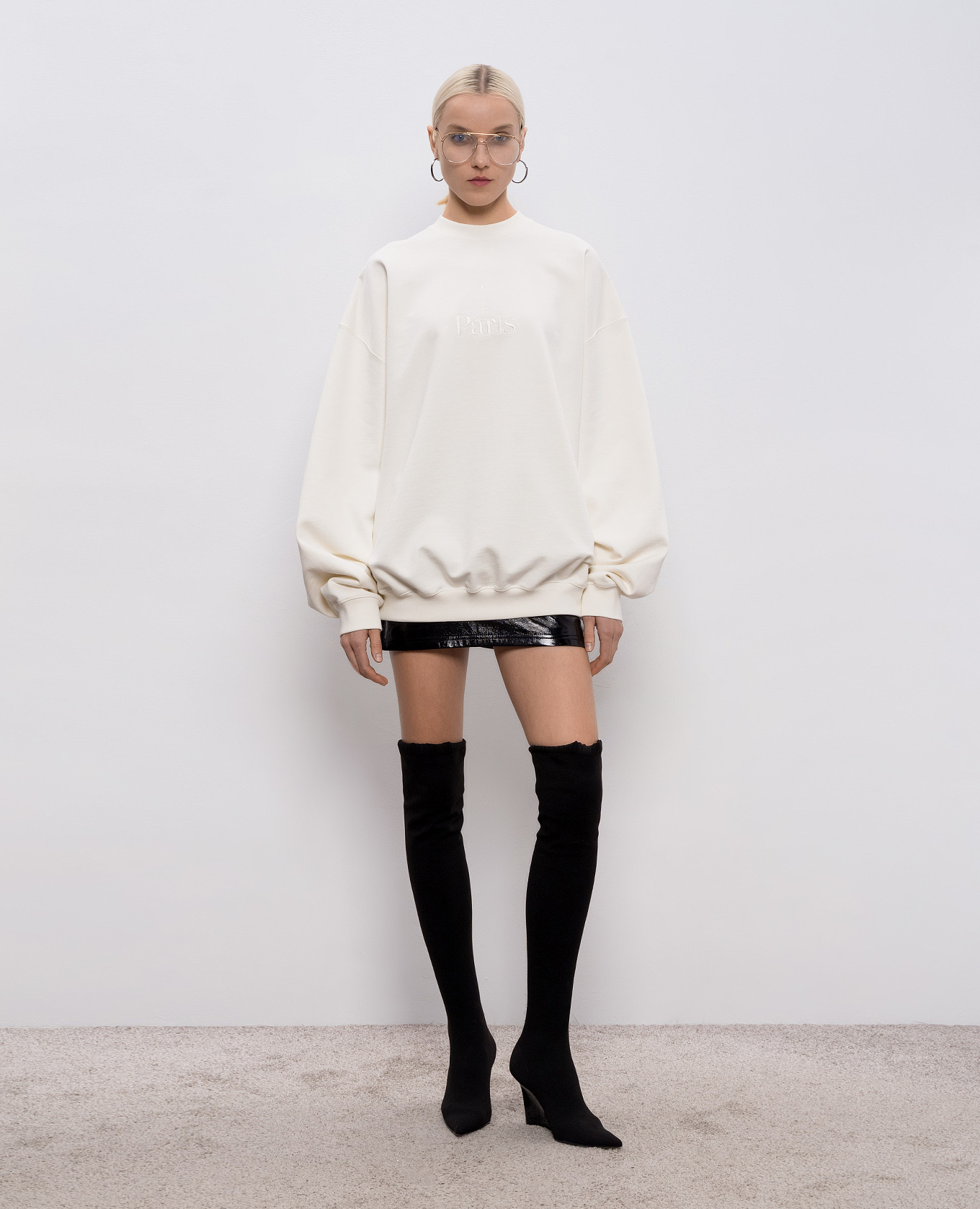

White sweatshirt Paris Vetements