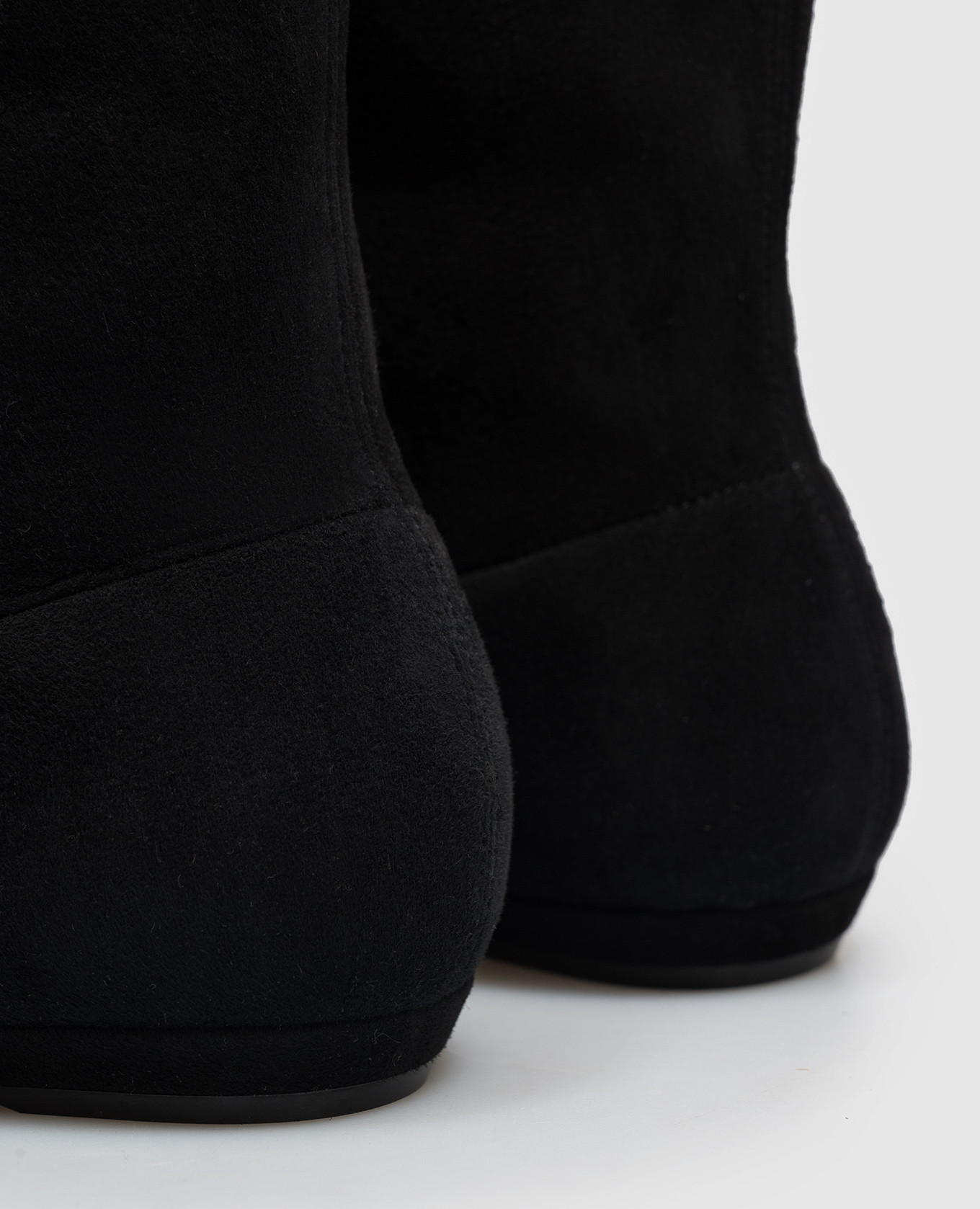 Cindy black suede boots The Row 5