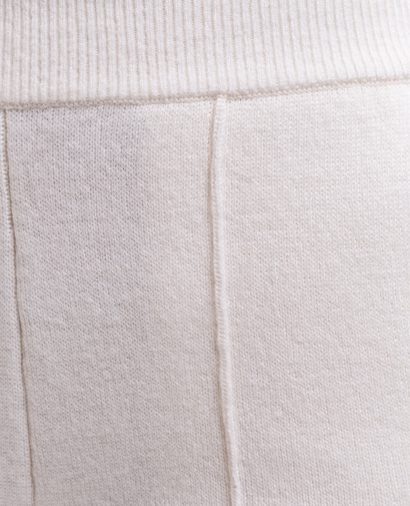 Ivory cashmere joggers Jacob Lee 4