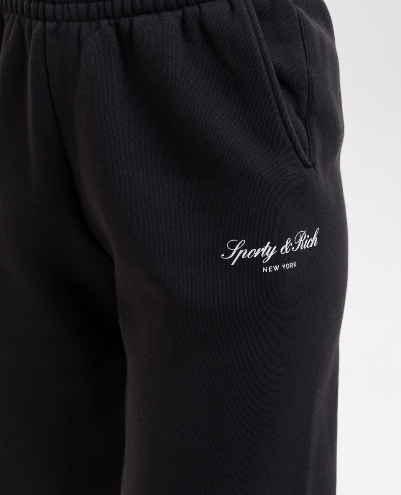 Black NY joggers with logo print Sporty & Rich 5