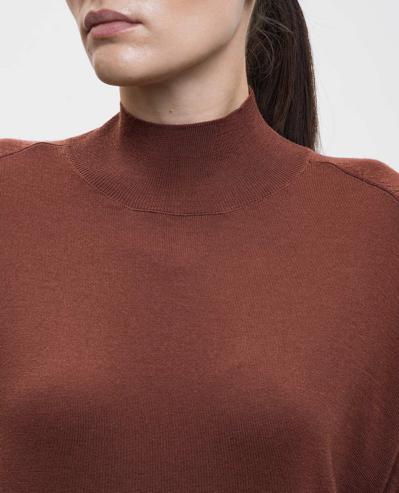 

Brown wool golf Peserico