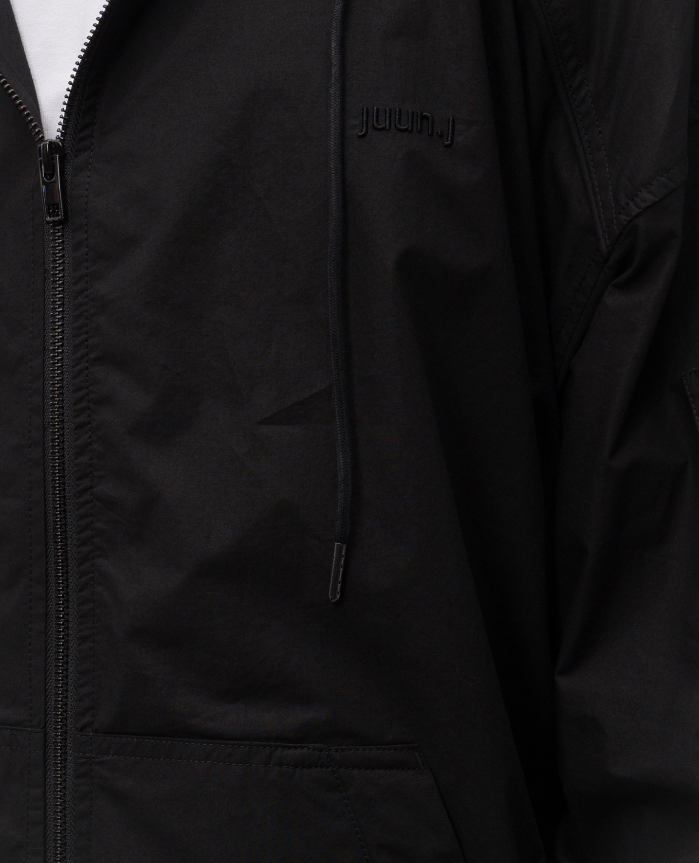 Black windbreaker Juun.j 5