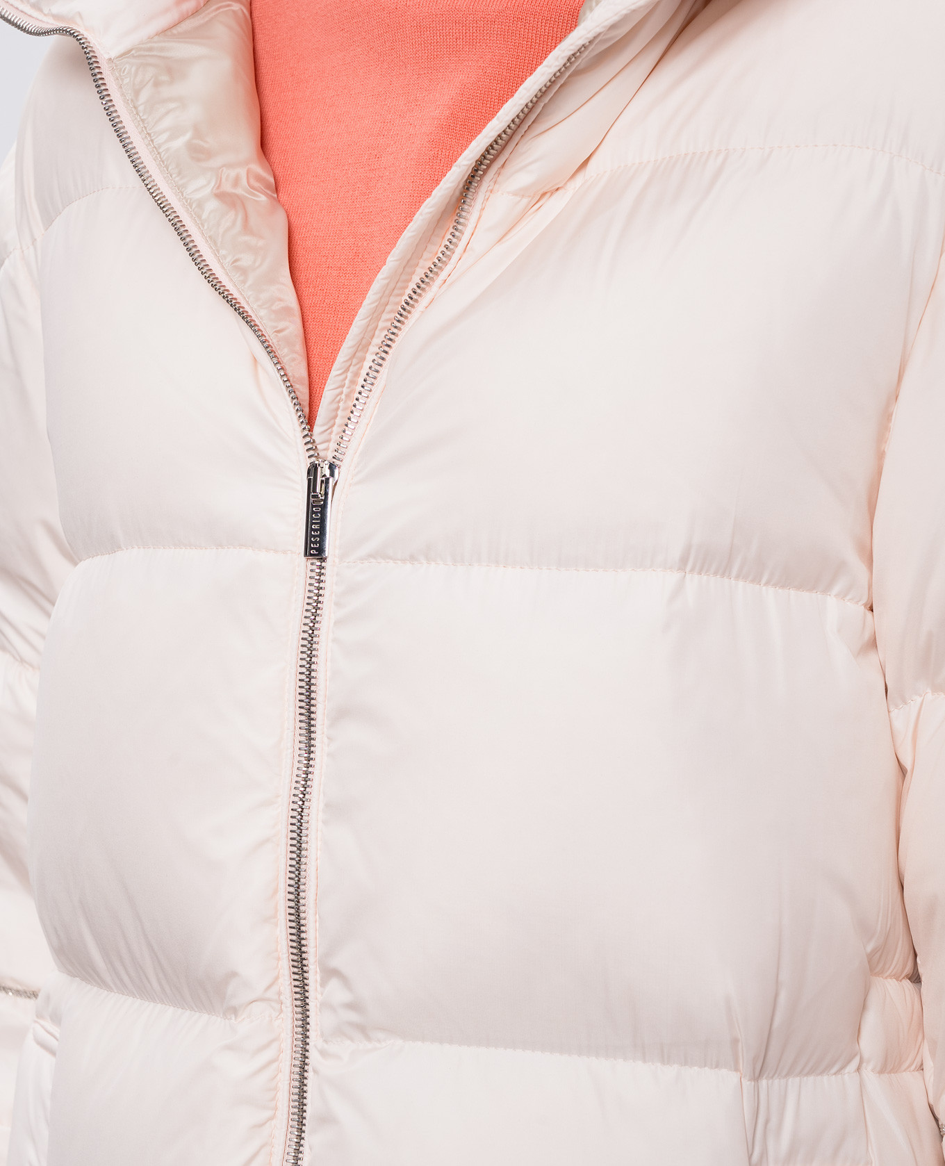 Pink down jacket with a monil chain Peserico 5