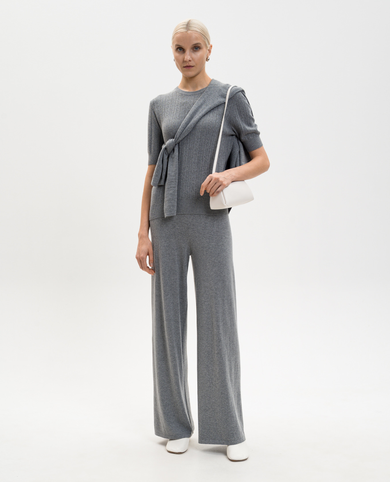 

Nika gray cashmere patterned top LISA YANG, Grey