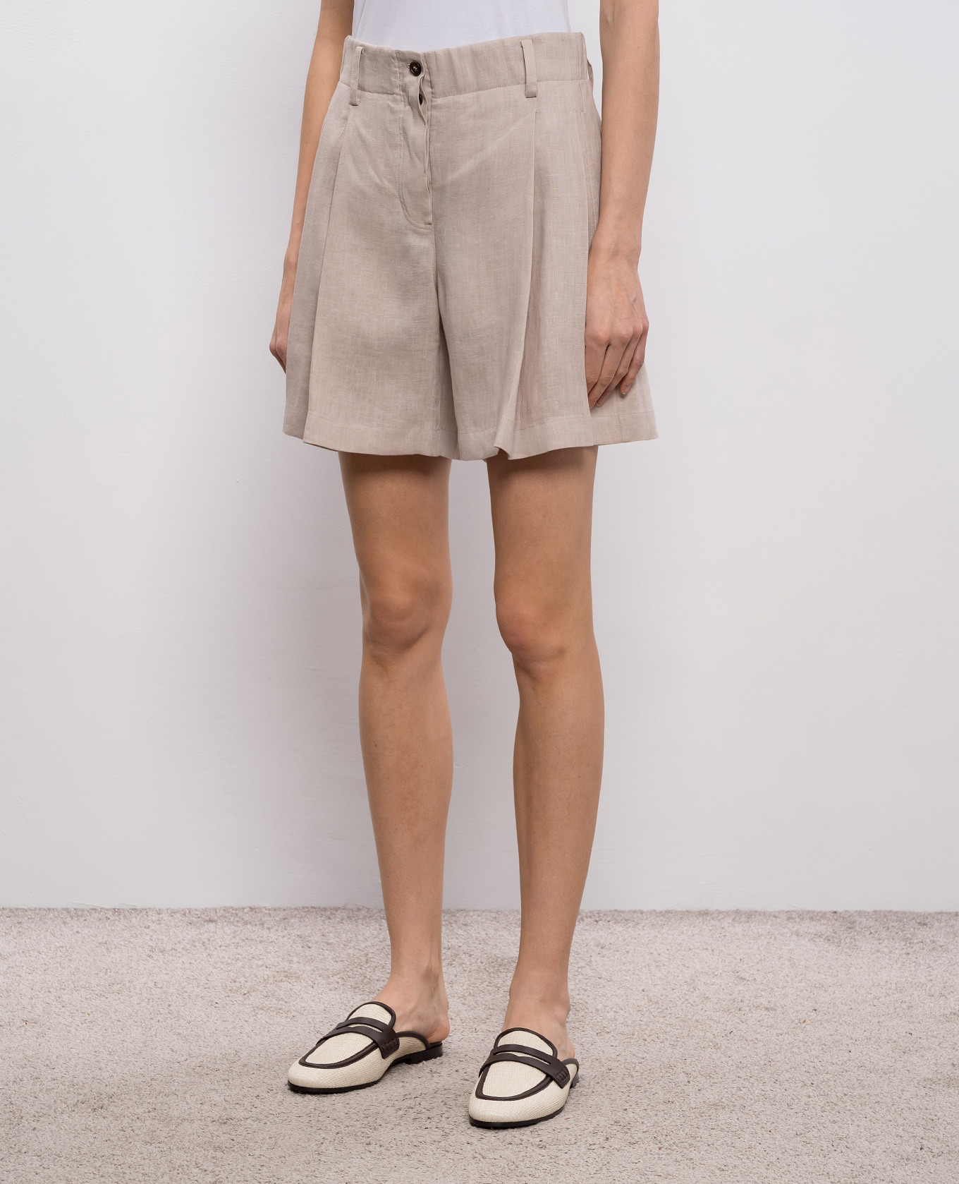 Beige linen shorts Brunello Cucinelli 3