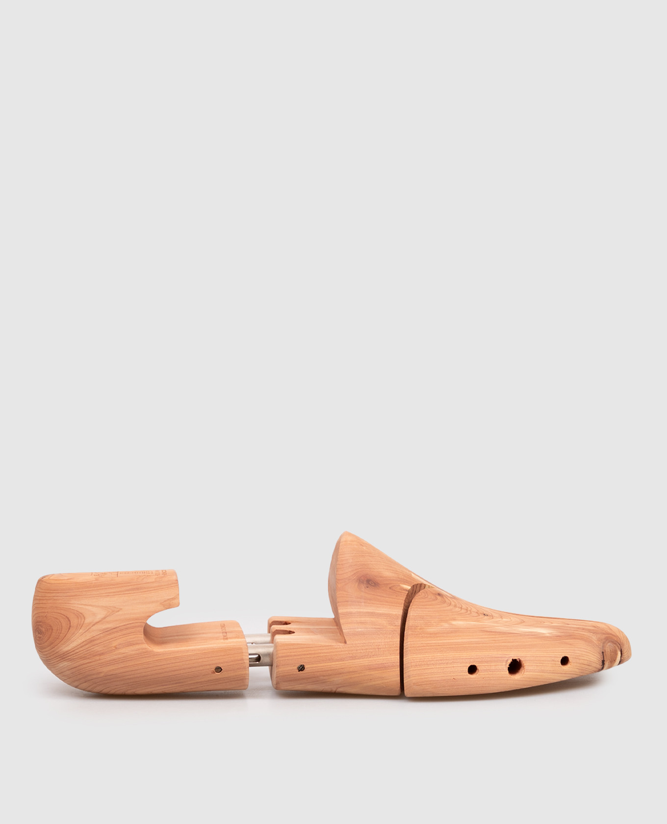 

Beige shoe shapers Brunello Cucinelli