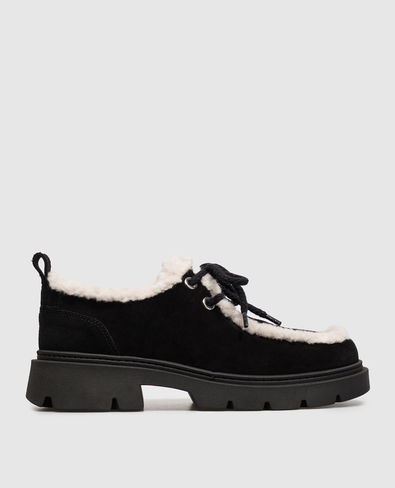Mocabee black suede deserts with fur