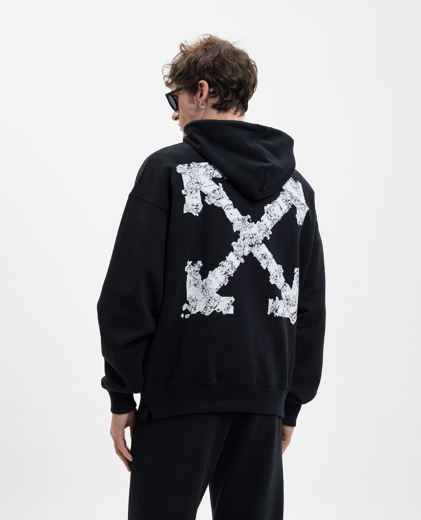 

Black hoodie with Heraldic Arrow emblem Off-White