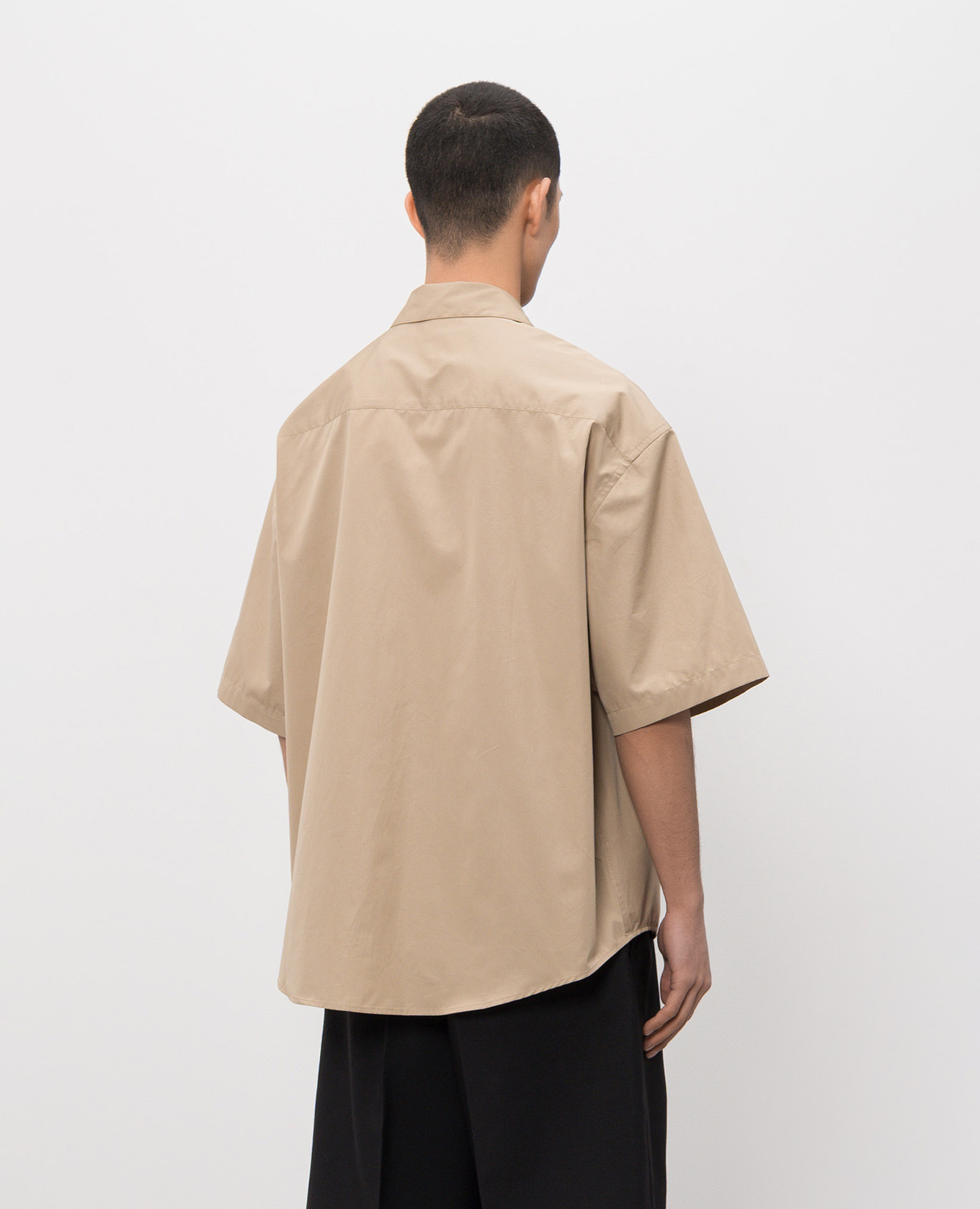 

Beige shirt with emblem Ami Paris