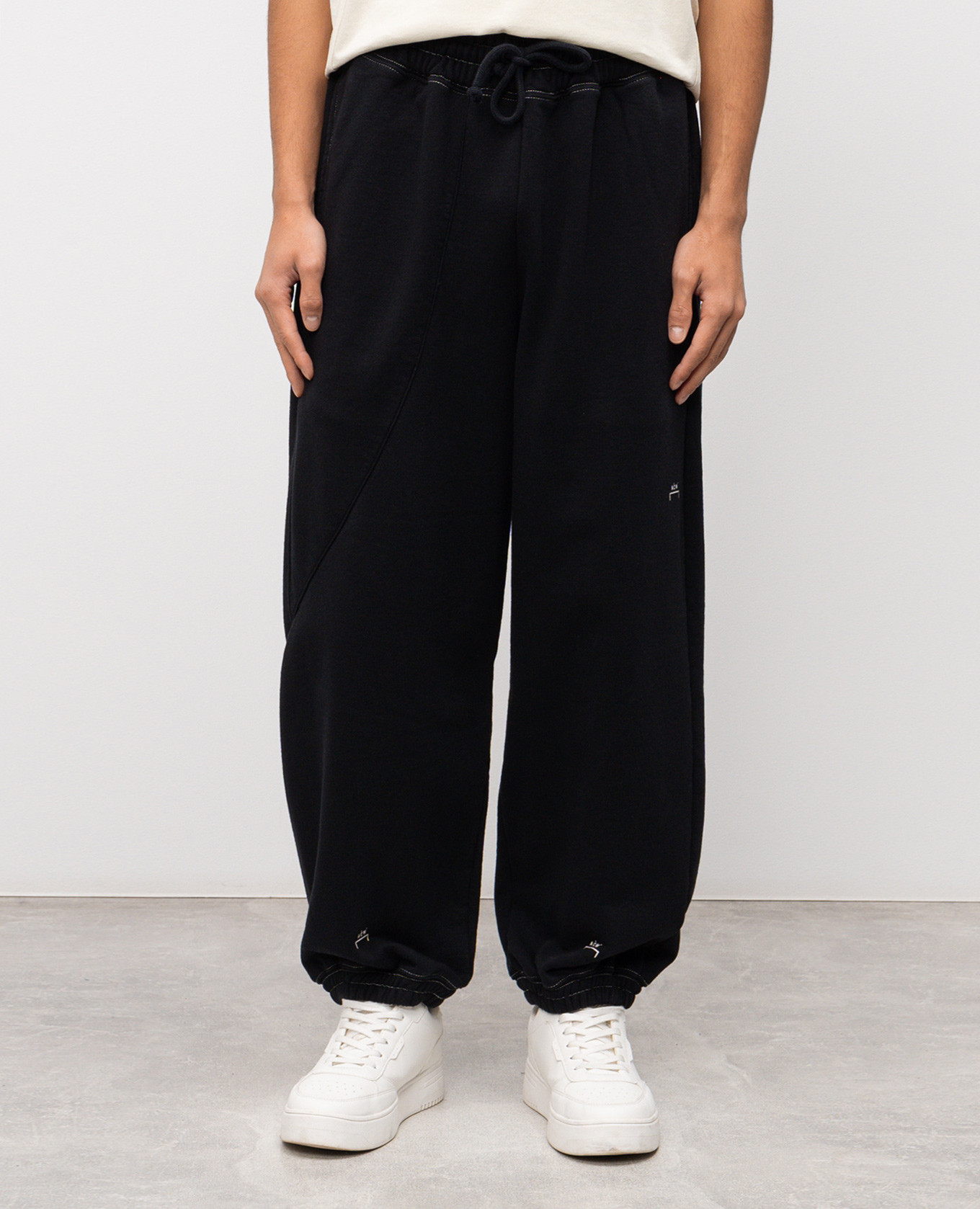 

Millbank Black Insulated Joggers A Cold Wall