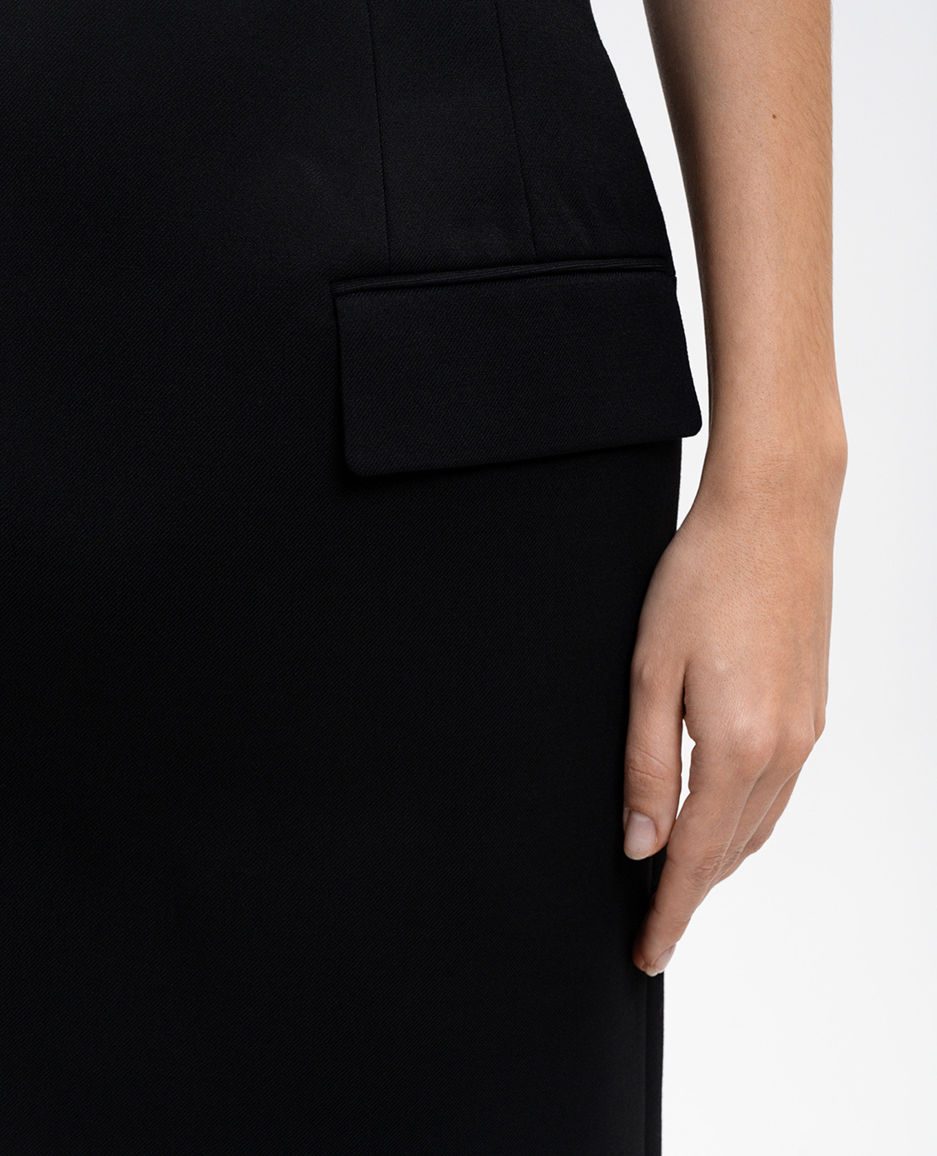 

Black wool pencil skirt Alexander McQueen