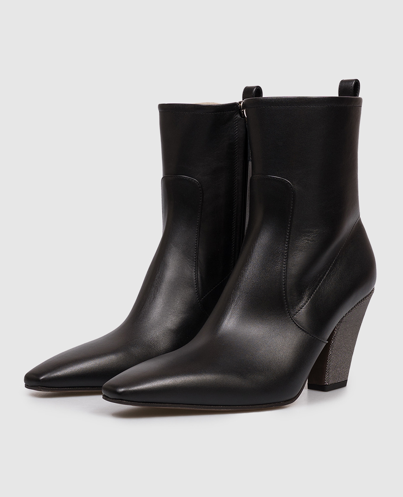 

Black leather ankle boots with a monil chain Brunello Cucinelli