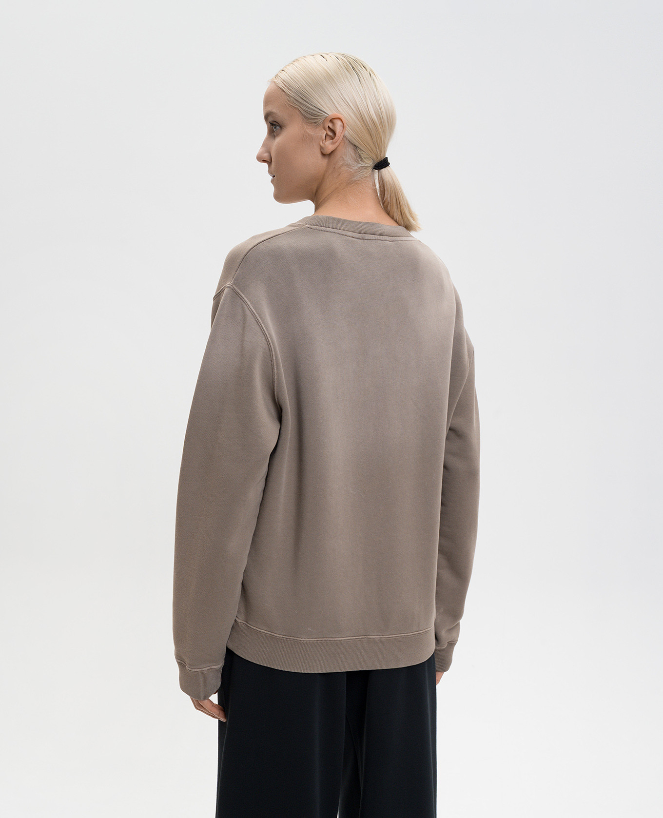 

Brown Bookish Leaves Sweatshirt Off-White