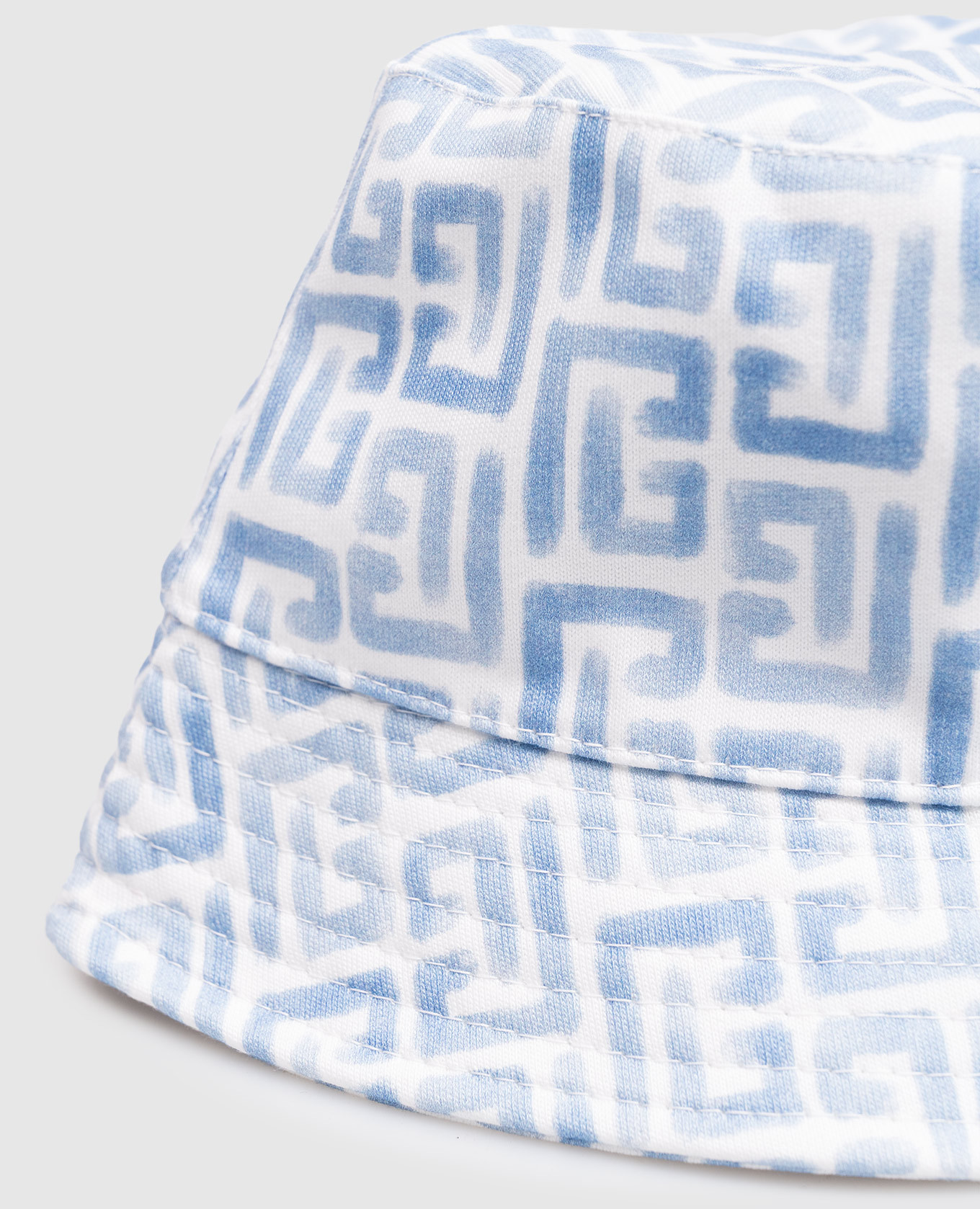 

Children's white panama with PB Labyrinth pattern Balmain