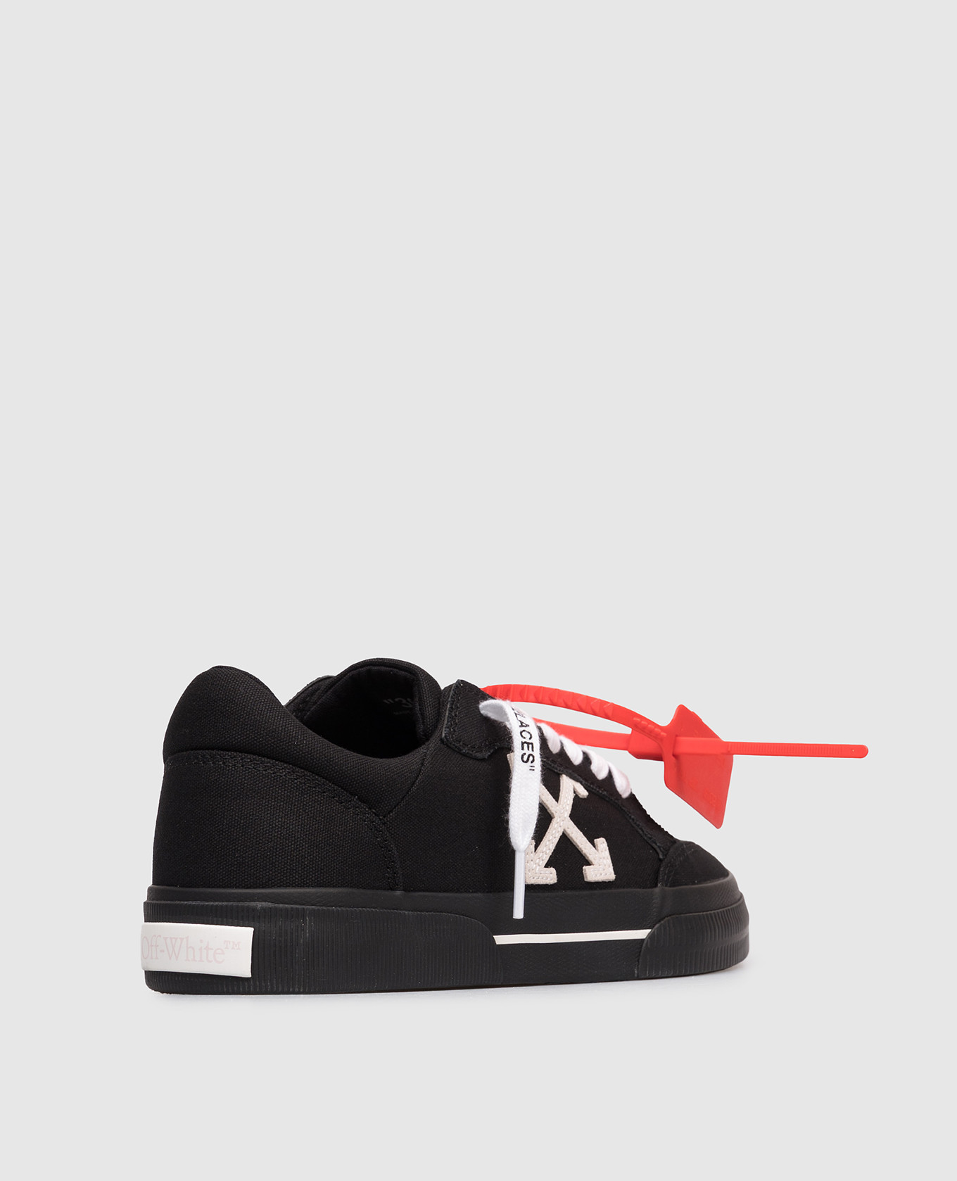 

Black Vulcanized Sneakers Off-White