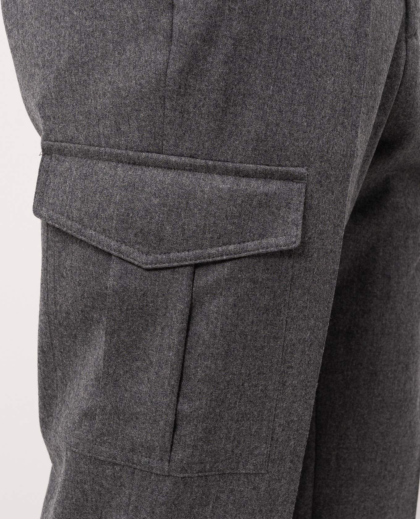 

Grey wool cargo pants Peserico