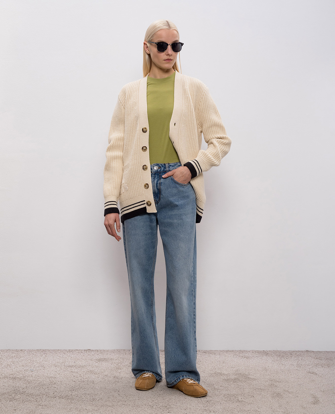 

Beige wool cardigan with branded patches Ami Paris