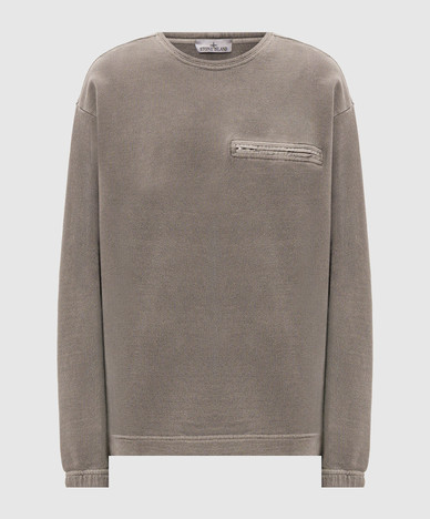 Gray sweatshirt
