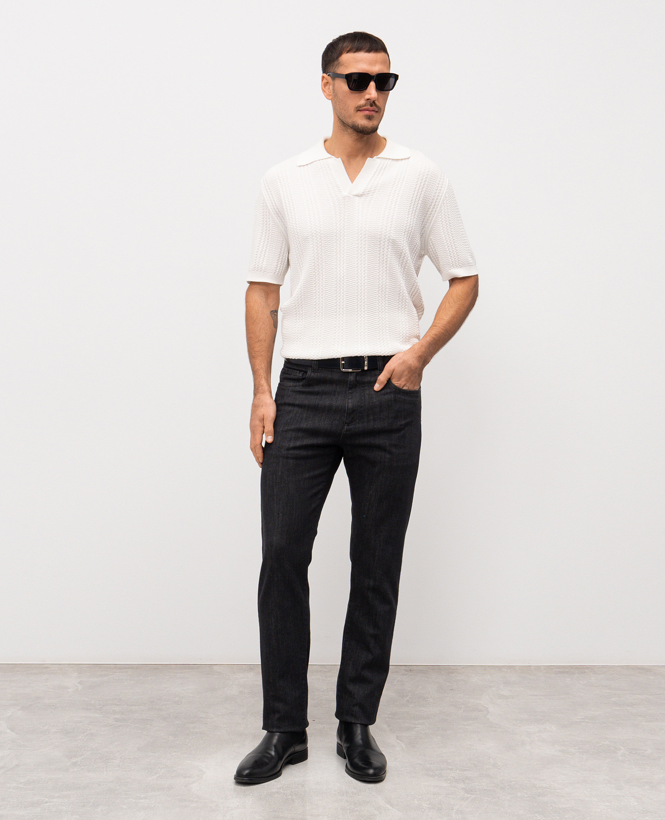 

Black jeans with logo patch Canali