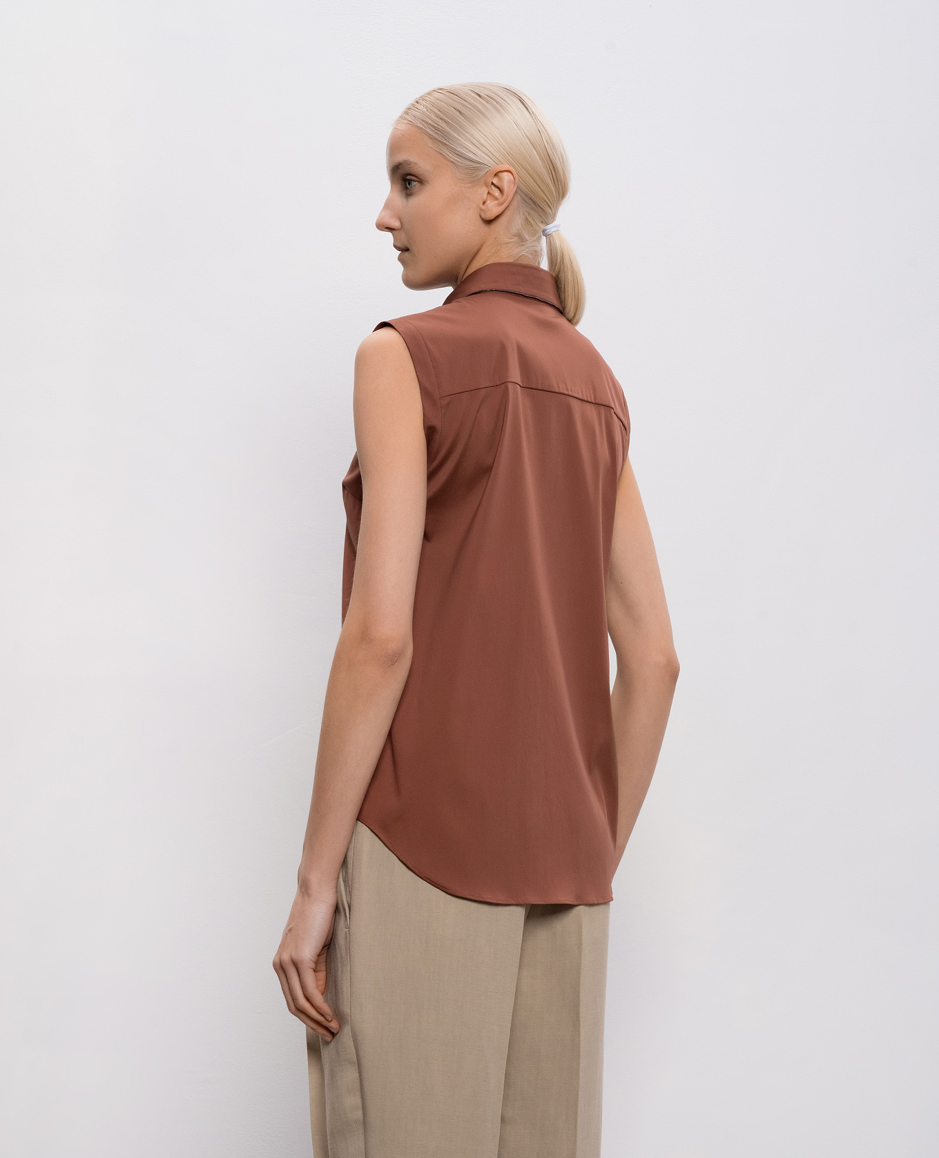 Brown sleeveless shirt with monil chain Brunello Cucinelli 4