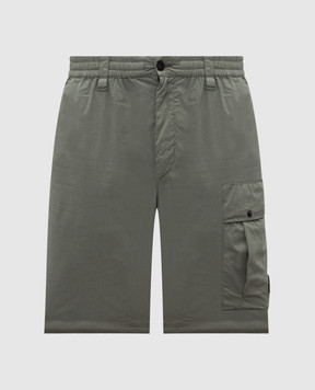 C.P. Company Green shorts with logo patch MBE254A006439G