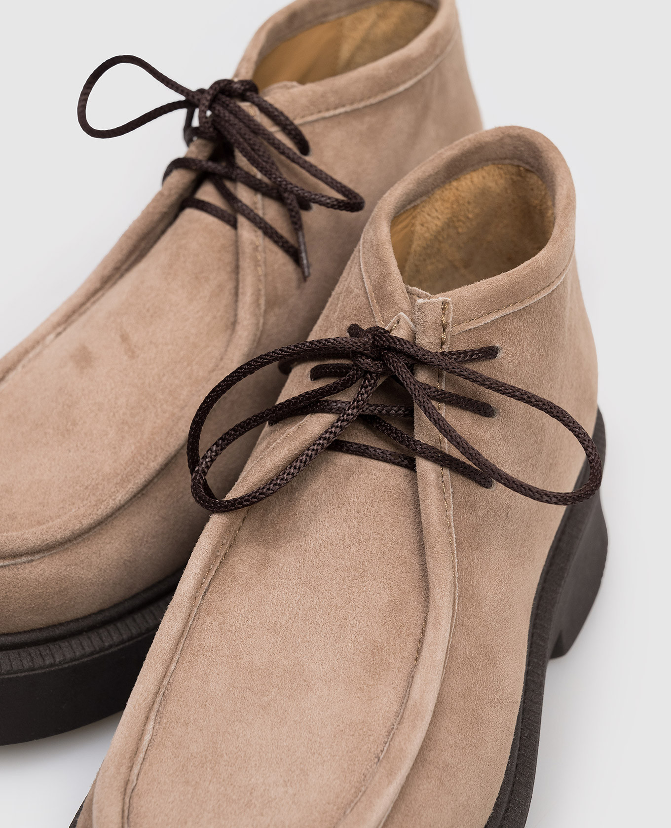 

Brown suede deserts Babe Pay Pls