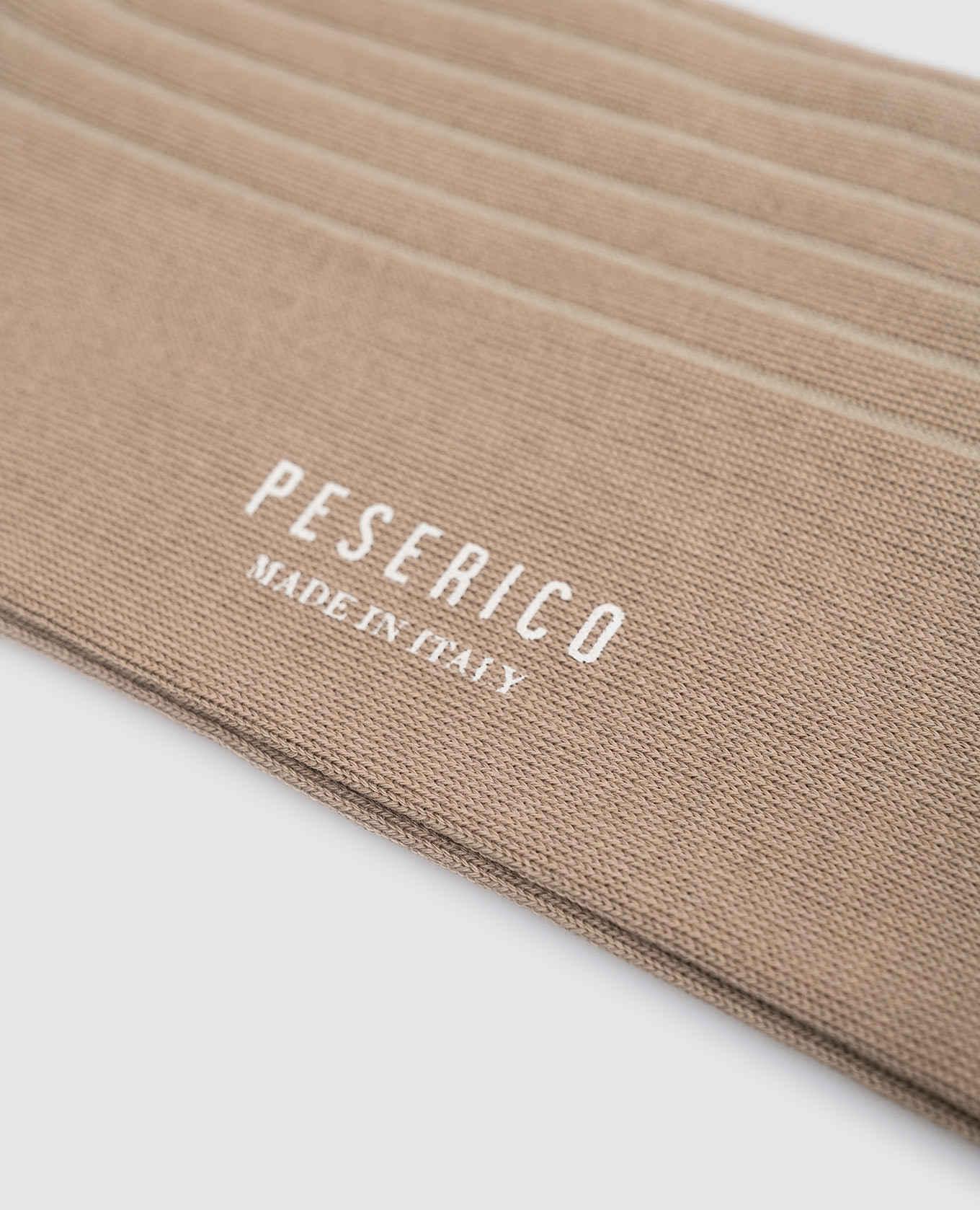 

Beige socks Peserico