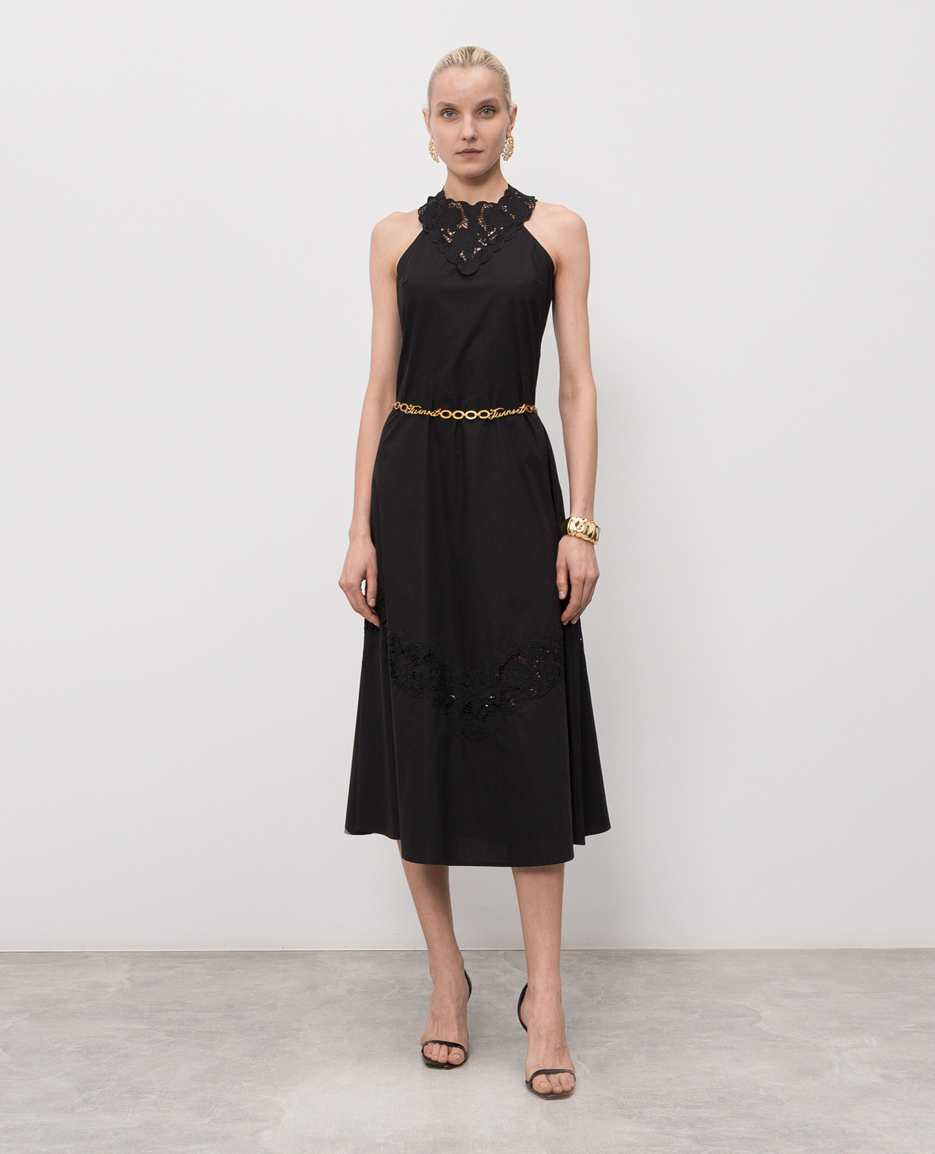 

Black dress with embroidery Twinset