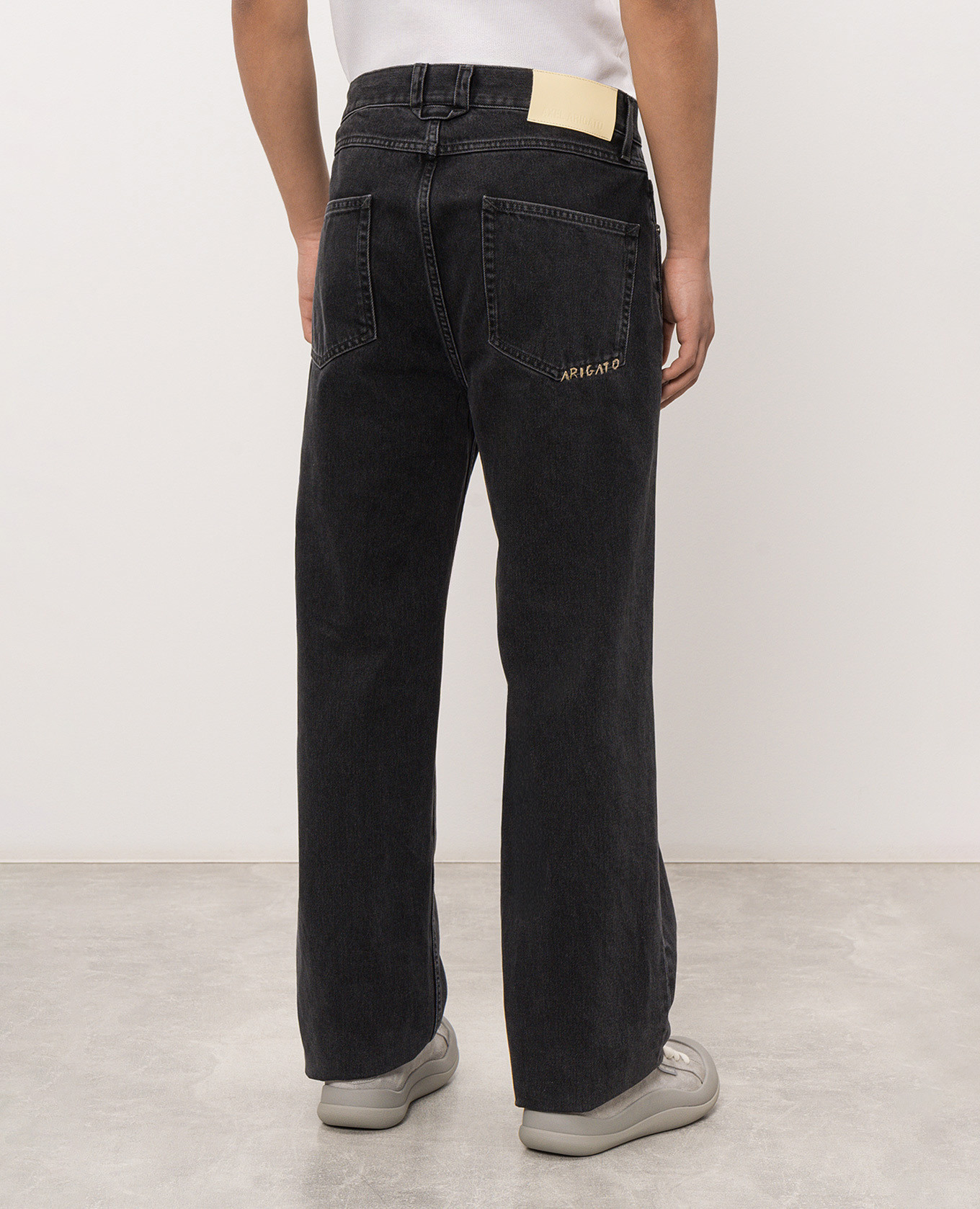 Black jeans Archive Axel Arigato 4