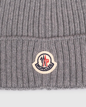 Moncler ENFANT Children's gray wool hat with patch L29543B00009M1131
