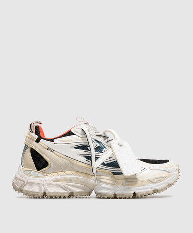 Be Right Back Wonder Out sneakers with textured logo