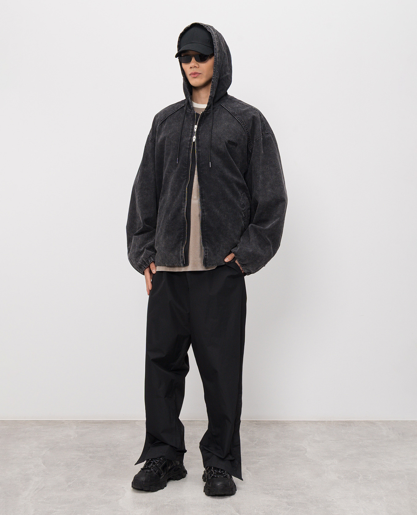 Black jacket with a worn effect Juun.j 2