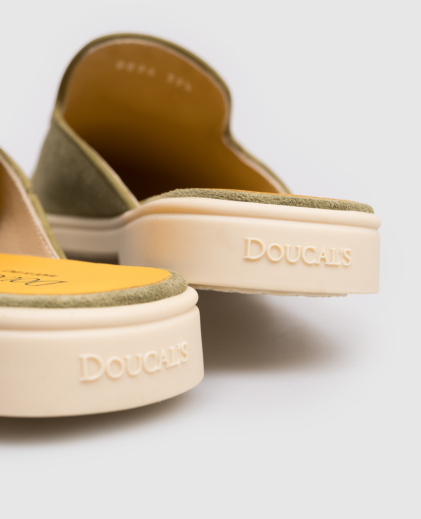 Green suede mules Doucal's 5