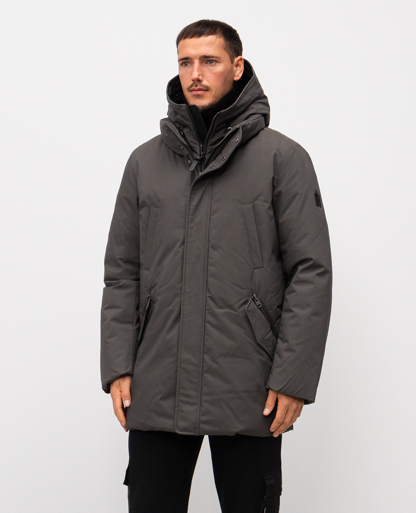

Edward grey down jacket with emblem Mackage